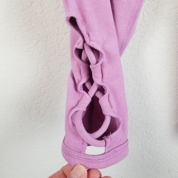 Old Navy Active Go Dry Lattice Hem Lilac Leggings Size‎ M - Picture 6 of 10